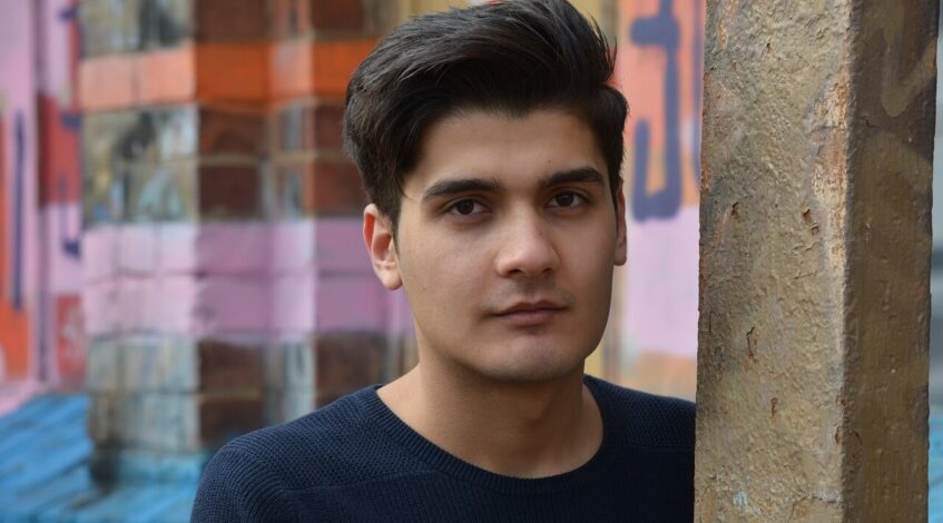 refugee 1226610 1280(1)